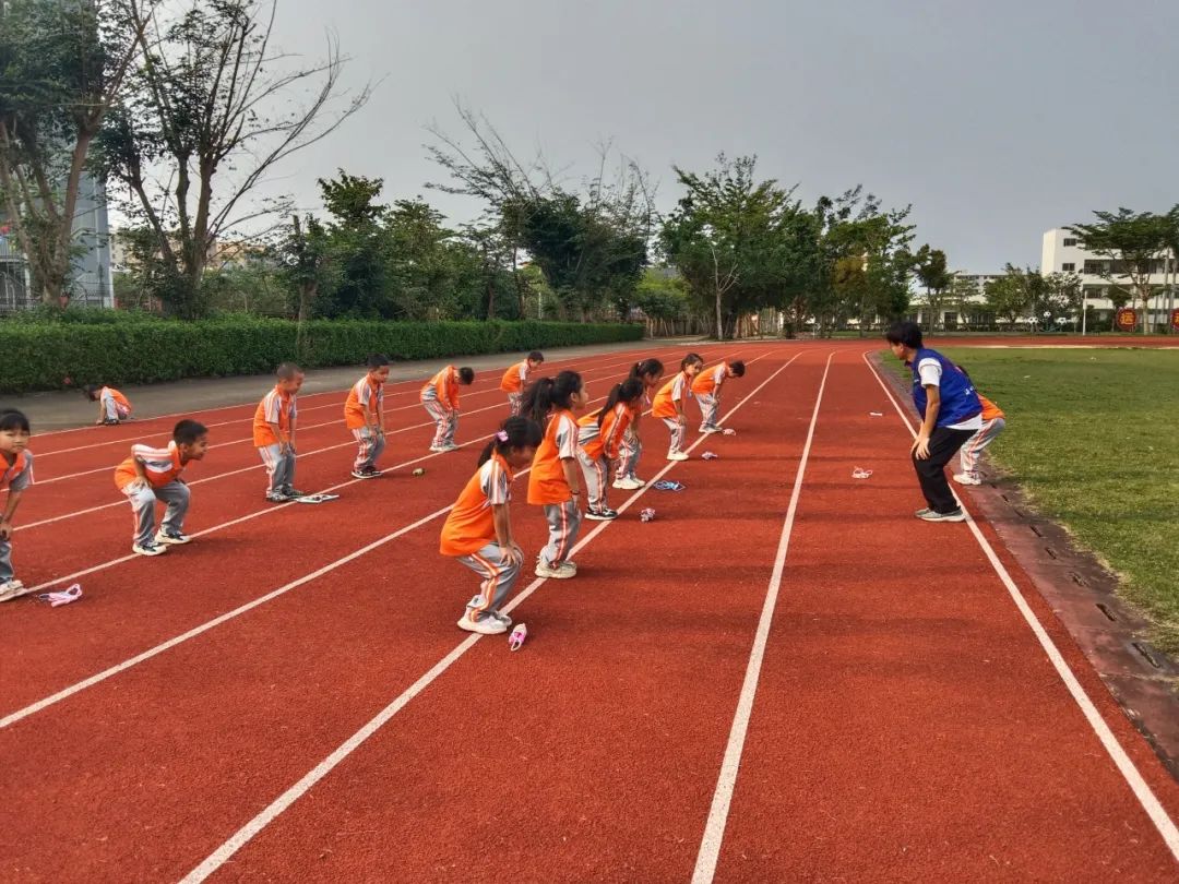 周期教学铺就成长阶梯——304am永利集团手机端爱心助学活动持续展开